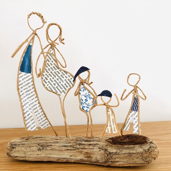 Sculpture en ficelle et papier création originale souvenir vacances enfants mer été mouette figurines en fil de kraft armé sur bois flotté