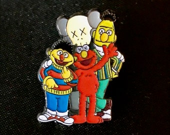 Lapel Pin BAPE x Sesame Street x KAWS A Bathing Ape