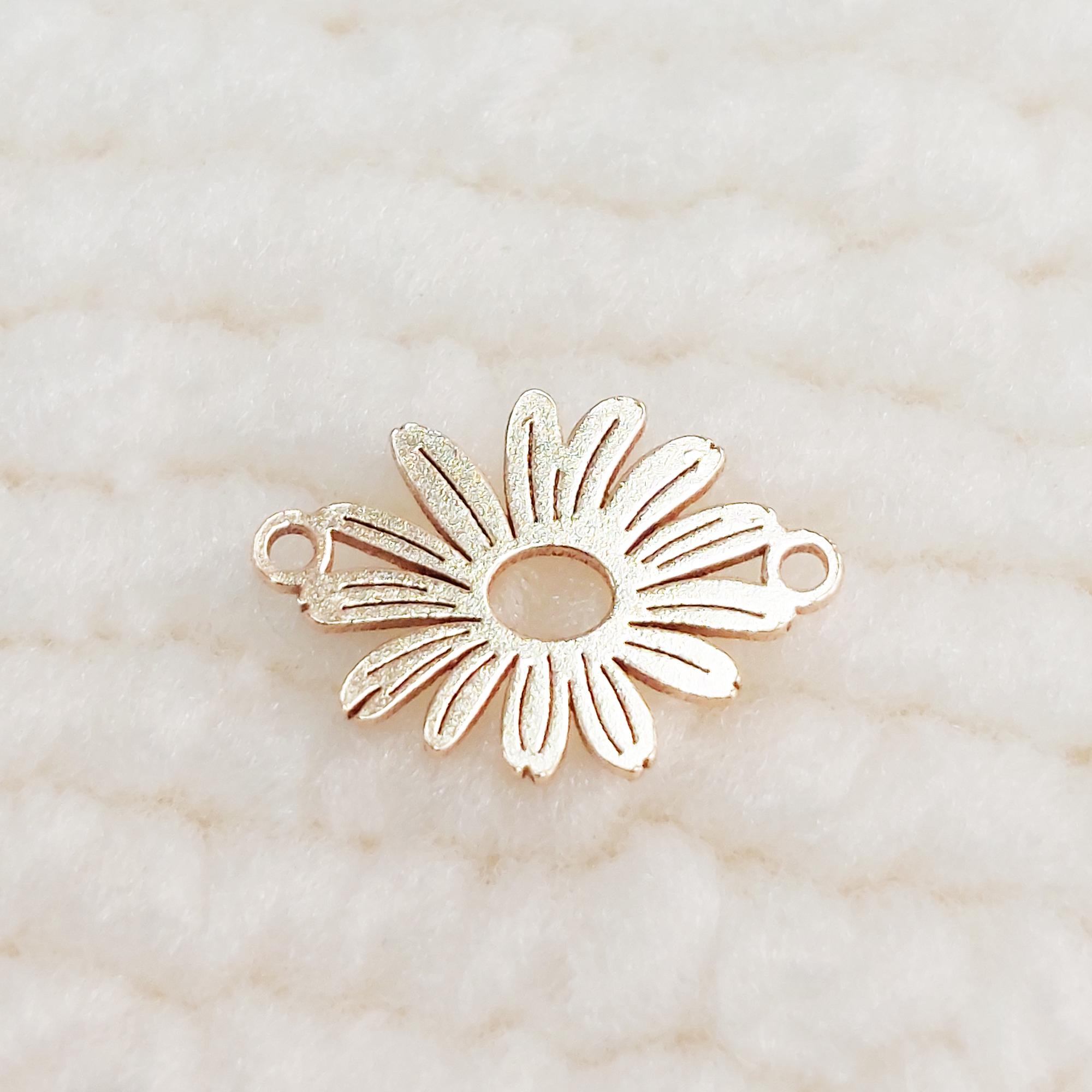 Daisy Flower Connector 11.9 X 8.4mm 24ga • Dainty Charm