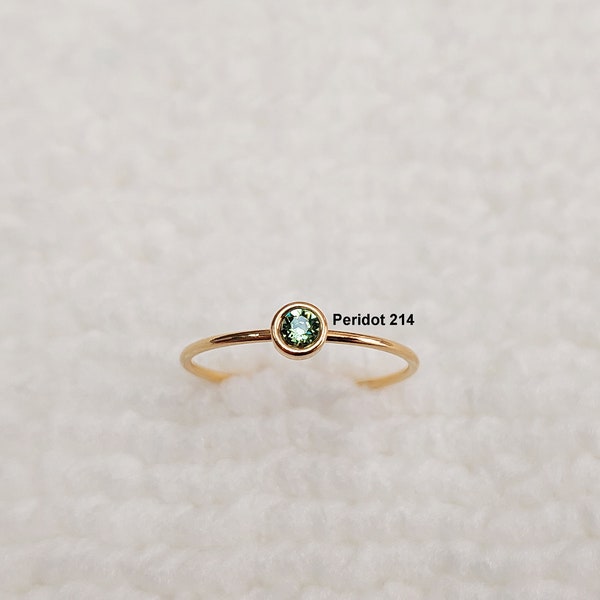 August birthstone Peridot 214 GFR1504CZ Gold Filled (14KGF) 4mm Bezel Set European Crystal Stacking Ring Rings Wholesale Jewelry Findings