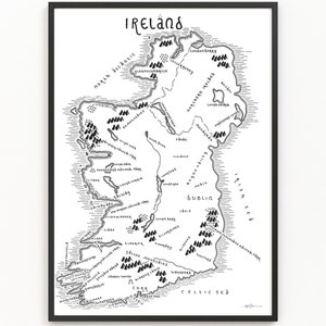 Impression de carte d'IRLANDE (avec Wild Atlantic Way) | Carte des sentiers | Art cartographique minimaliste | Art mural | Impression artistique