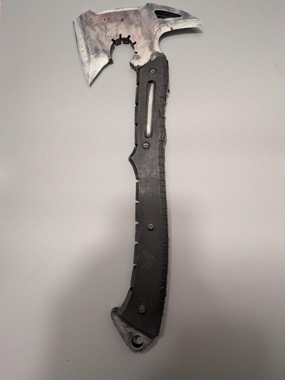 Resident Evil Requiem Leon Kennedy Axe