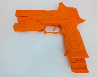 Resident Evil Reqiuem 1.1 Scale Leon Kennedy Alligator Snapper Fully Upgraded Cosplay Replica