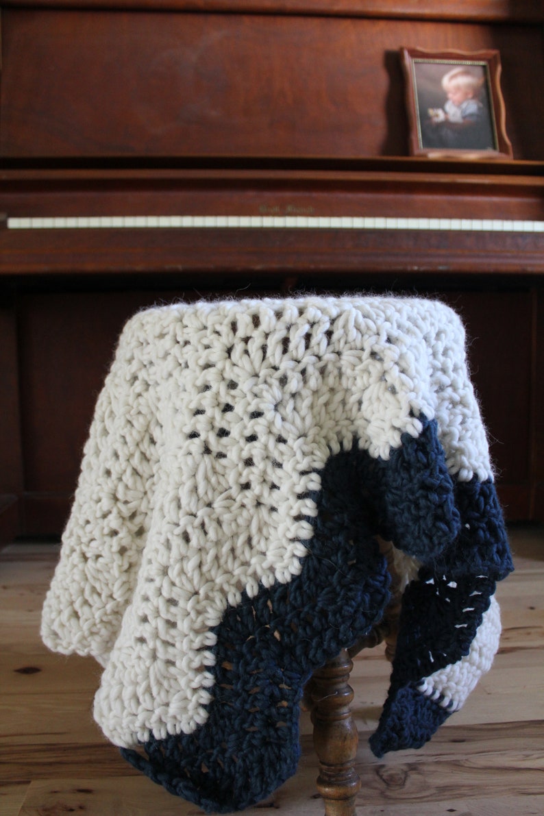 Chunky Ivory Blanket with Navy Trim