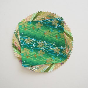 20 feuilles de papier origami Washi couleurs sur le thème vert et or 14 x 14 cm