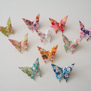 Pack of 10 Small Handmade Japanese Summer Flower Garden Washi Paper Origami Butterflies, Decoration, Wedding, Birthday, Wall Sticker, Custom zdjęcie 1