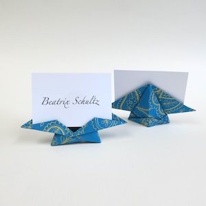 Einfacher geometrischer Origami Tischkartenhalter - Paisley Lokta