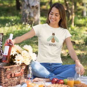 Be Kind Woman&#39;s T-Shirt
