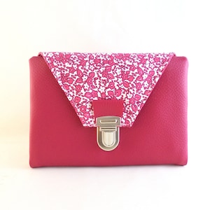 Portefeuille,porte carte, porte monnaie en simili cuir fuchsia et liberty fuchsia