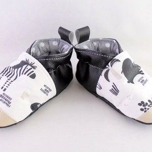 slippers in black imitation leather and savannah animal fabric image 2