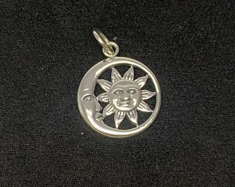 Handmade 925 Sterling Silver Sun and Moon Pendant Sold Without a Chain 17 mm