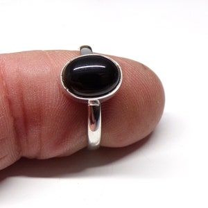 Handmade 925 Sterling Silver 9 x 7 mm Oval Black Onyx Stone Ring Size H to Z