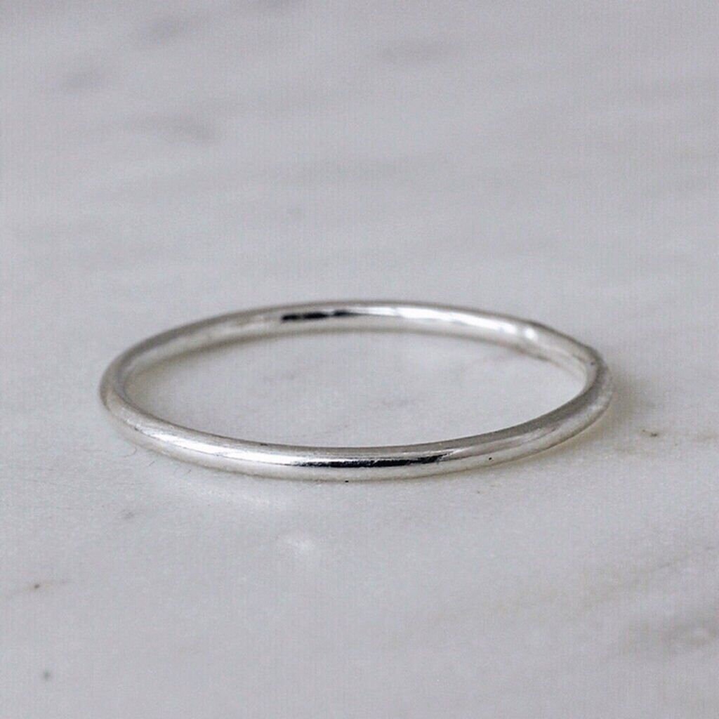 Anello In Argento Con Disco Grande, Gioiello Minimalista Fatto A Mano Su Ordinazione - Italia