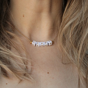 collar con nombre