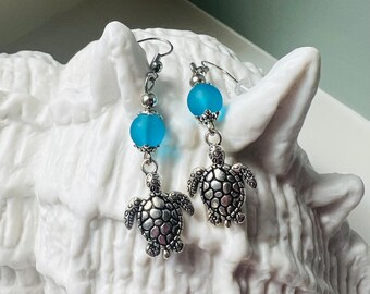 Beach Earrings, Beach Jewelry for Women, Dangle Earrings, Sea Turtle Earrings, Wire Dangle Earrings, Summer Beach Jewelry, Sea Turtles