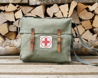 schweizer-armee-sanit-ter-tasche-etsy-de