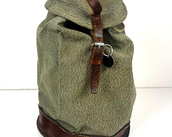 Bolso de mano vintage de lona y cuero del ejército suizo de 1968 para megáfono