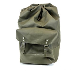 FABULOUS CONDITION 1988 Rare Model Swiss Army Waterproof Vinyl Backpack Almost NEW Lighter Weight Hiking Backpack for Men Camping Rucksack