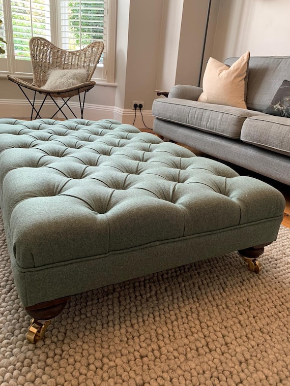 Deep button deals footstool