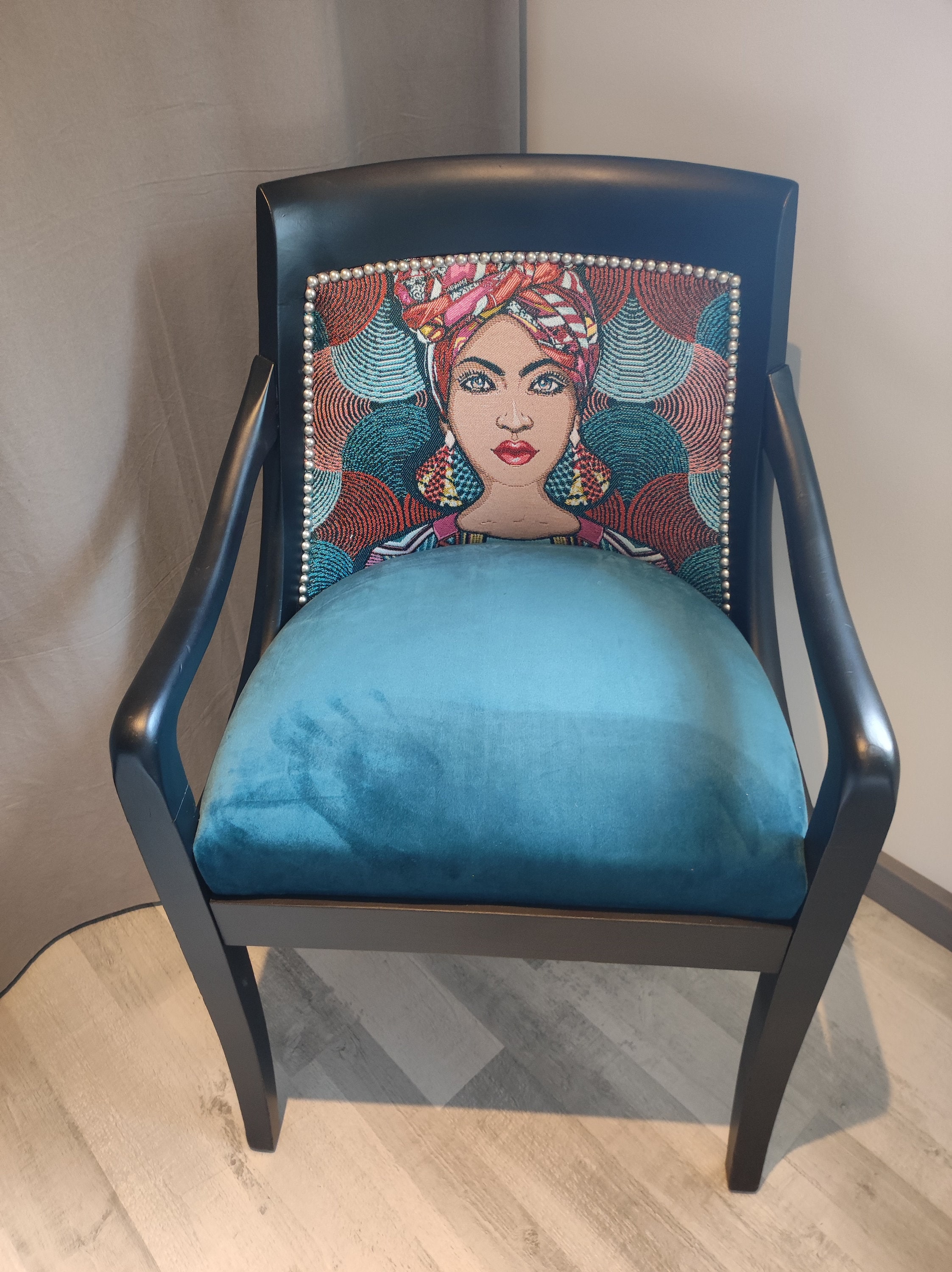 Fauteuil Voltaire Bleu à Restaurer - Base Bois Et Tissu - Occasion