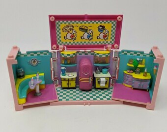 polly pocket kitchen