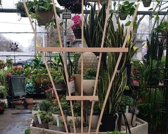 Wooden Garden Trellis: Heavy Duty with Optional Ground Stake