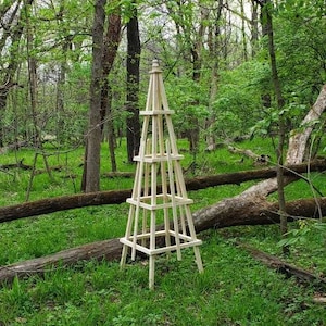 Garden Obelisk trellis wooden 7.5&#39; climbing plant stand heavy duty wood local pickup only Kansas City