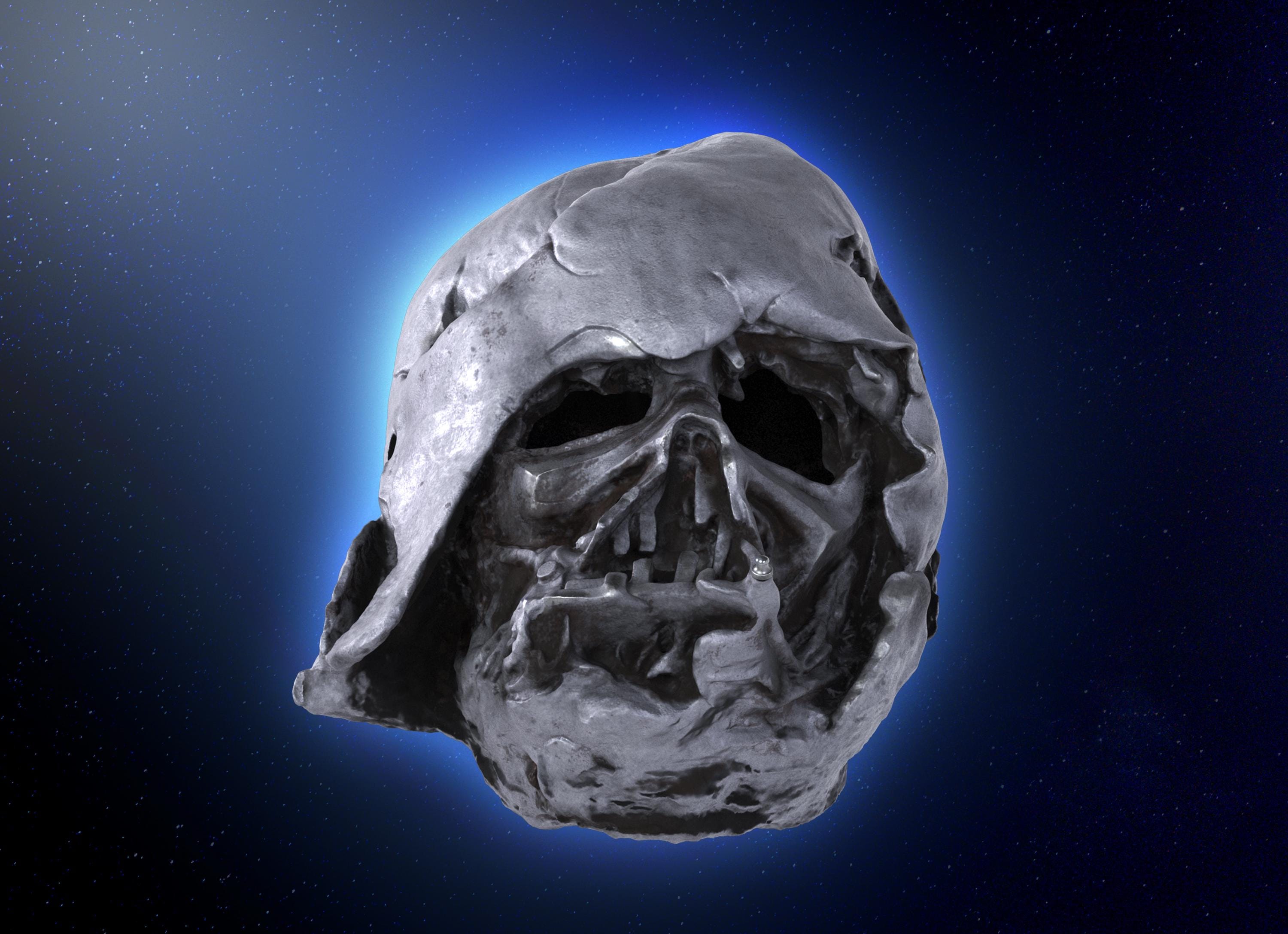 ダース・ベイダーの溶けたヘルメット | アナキン・スカイウォーカー