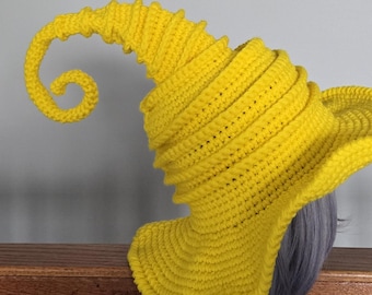 Yellow twisted crochet witch hat – Halloween costume accessory, witchy gift, spooky cosplay hat