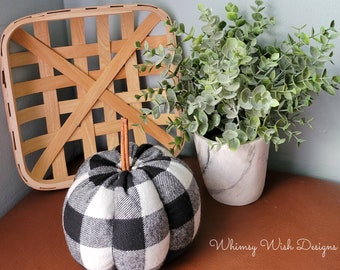 Stuffed Pumpkin / Buffalo Plaid Black