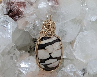 Natural Stone Pendant (Peanut Wood) (Gold Layering Necklace) (14K Gold Filled) (Stone) (Wire Wrap)