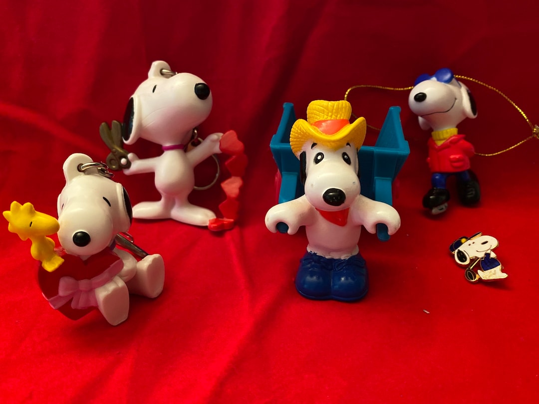 Peanuts Figures, *you Choose, Snoopy Keychain, Vintage Peanuts, Snoopy ...