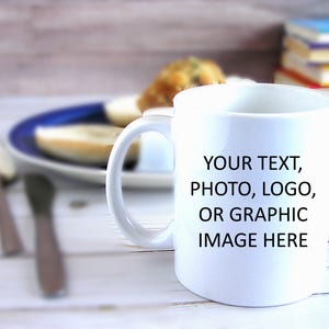 あなたの写真が入ったパーソナライズされた写真マグカップ、テキストが入ったパーソナライズされたマグカップ、ハンドル付きのカスタムセラミックコーヒーマグカップ、会社のロゴが入ったカスタマイズされたマグカップ