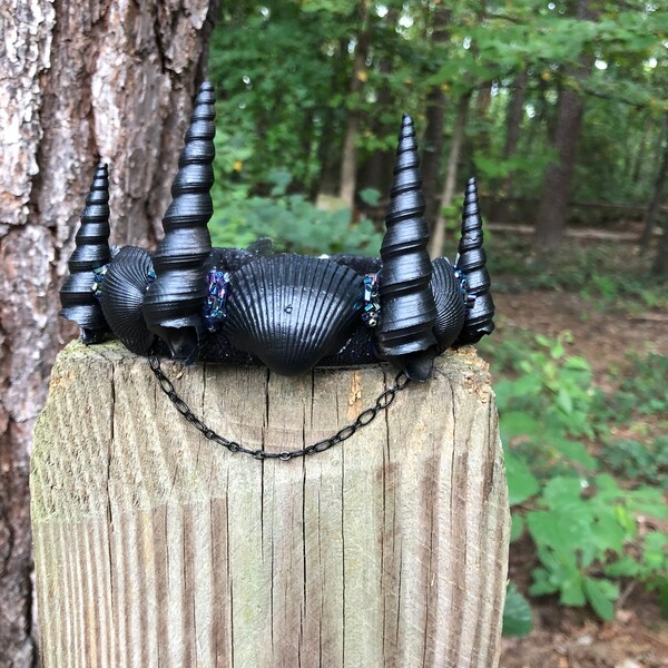 Black mermaid crown, black seashell crown, sea witch crown, black crown, festival crown, halloween crown