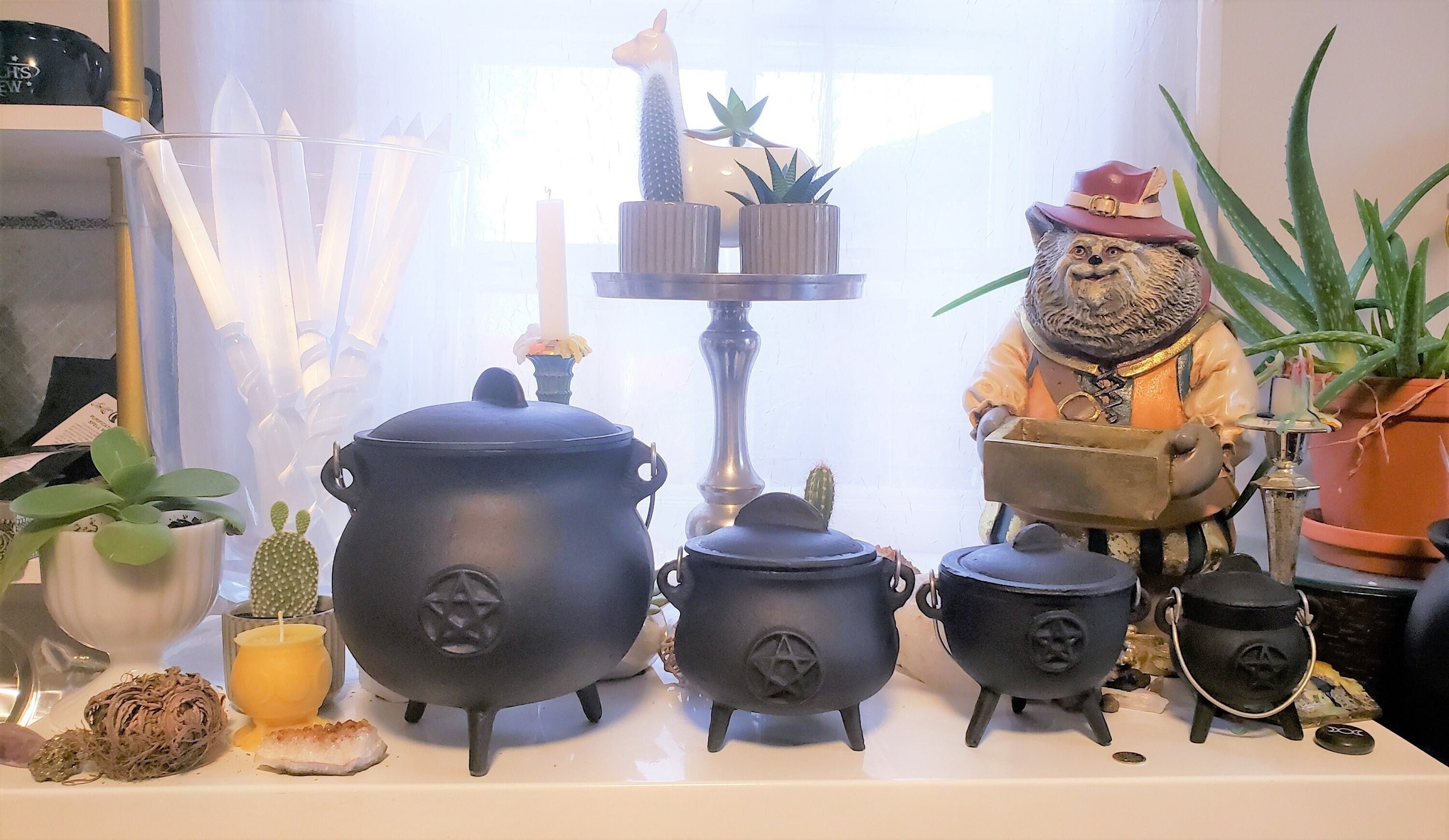 Black Cast Iron Witches Cauldrons Pentacle Witches Cauldron Etsy