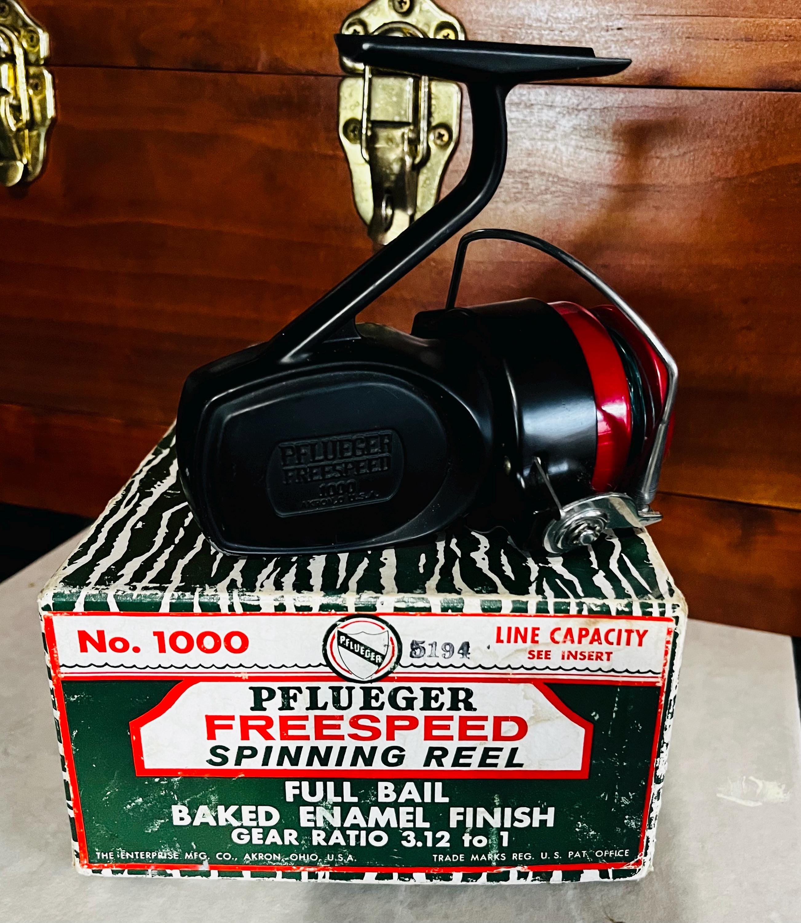 Vintage Pflueger Freespeed 1000 Spinning Reel *FREE SHIPPING