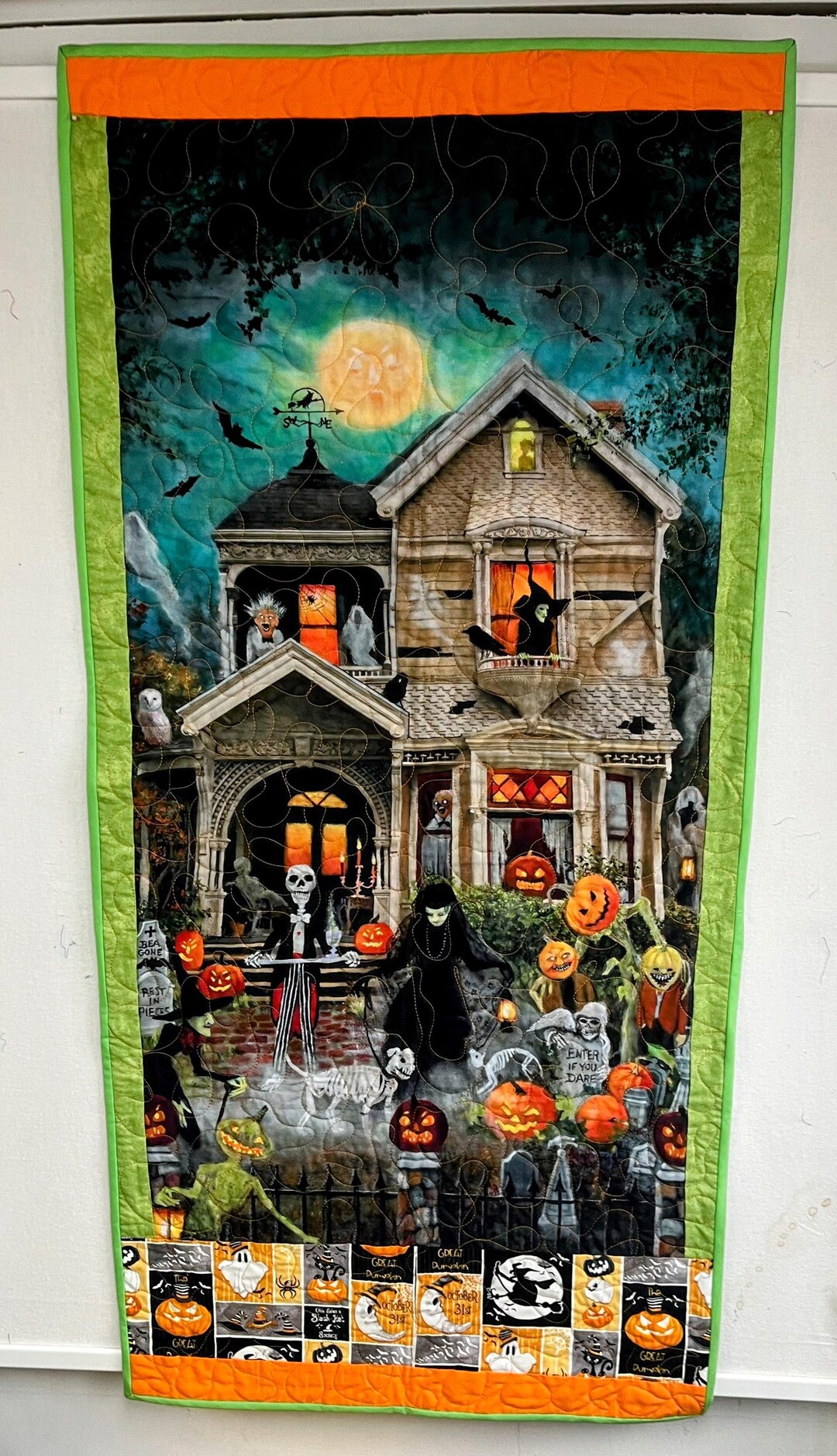 Halloween Haunted House Wall Hanging - Etsy