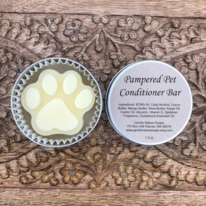 Pain revitalisant pour animaux de compagnie avec huile essentielle de bois de cèdre et vitamine E