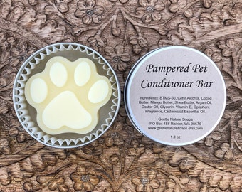 Pampered Pet Conditioner Bar with Cedar Wood Essential Oil and Vitamin E