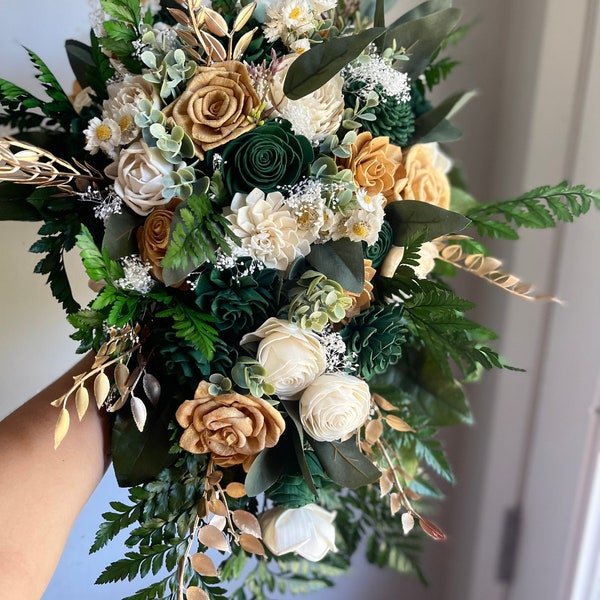 Emerald green and gold wedding bouquet | sola wood flowers | green wedding bouquet