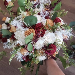 Gold and deep red bouquet, sola wood flowers