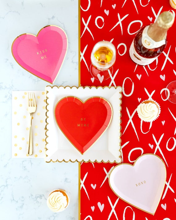 Heart Shaped Plates, Be Mine, Kiss Me Plates, XOXO Plates, Valentines Day Plates, Valentine's Day Table Decoration, Valentine's Party Decor