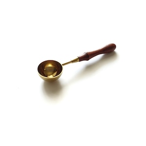 Gold wooden handle medium wax seal spoon