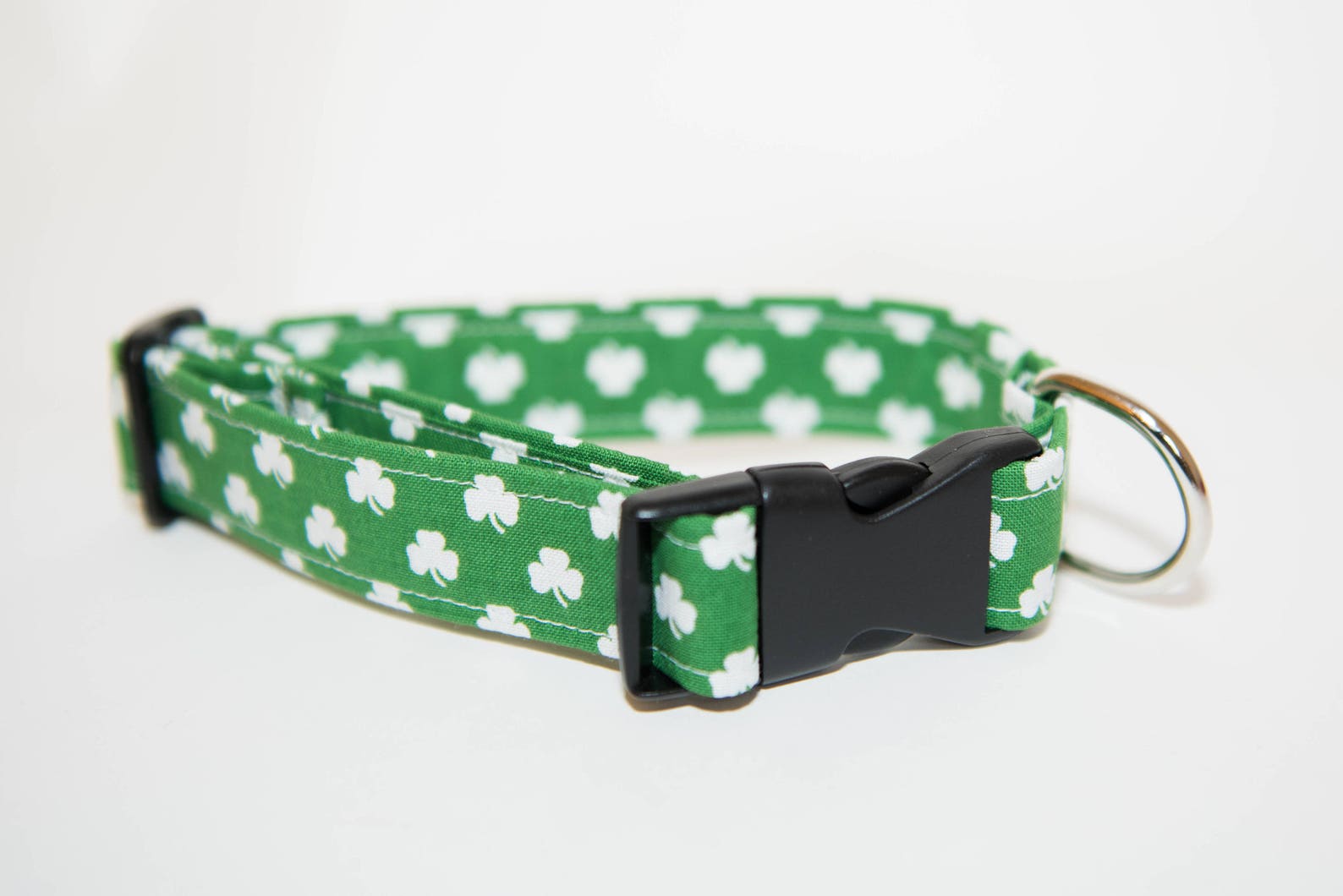 Green Shamrock Print Dog Collar Shamrock Pattern Dog Collar Etsy
