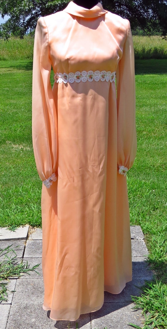 Vintage Peach Sylvia Ann 1970s Dress - image 2