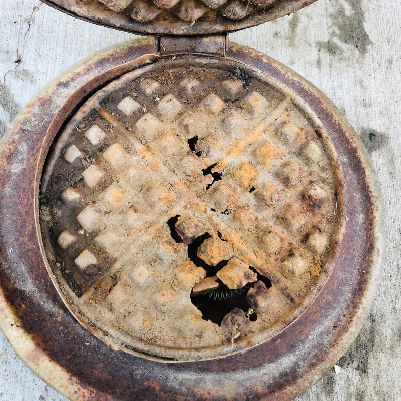 Vintage Waffle Iron Metal Art Supply Rusty Metal Parts Etsy