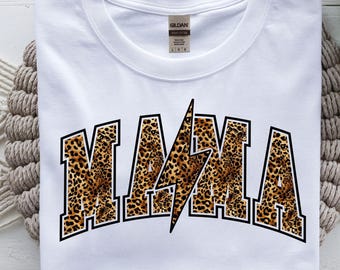 Cheetah Mama png, moederontwerp met luipaardprint, mama-sublimatieafbeelding, trendy moedershirt png, digitale download Varsity Mama