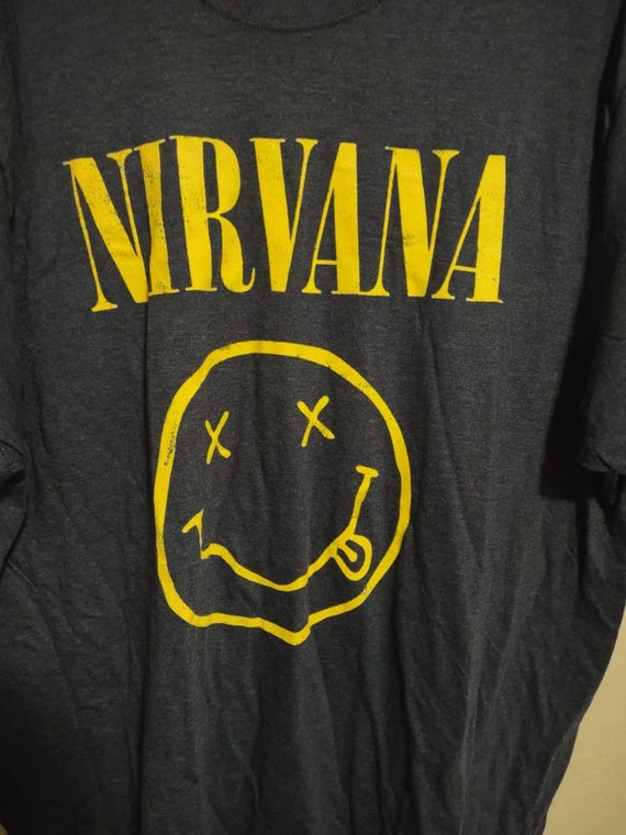 Classic Nirvana Smiley T Shirt 2XL - image 1