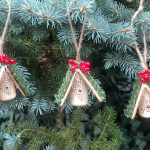 Wine cork birdhouse ornaments, wine corks, bird houses, rustic Christmas image 1