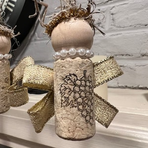 Wine cork angels, angels, Christmas, Christmas ornament, wine cork, recycle, rustic